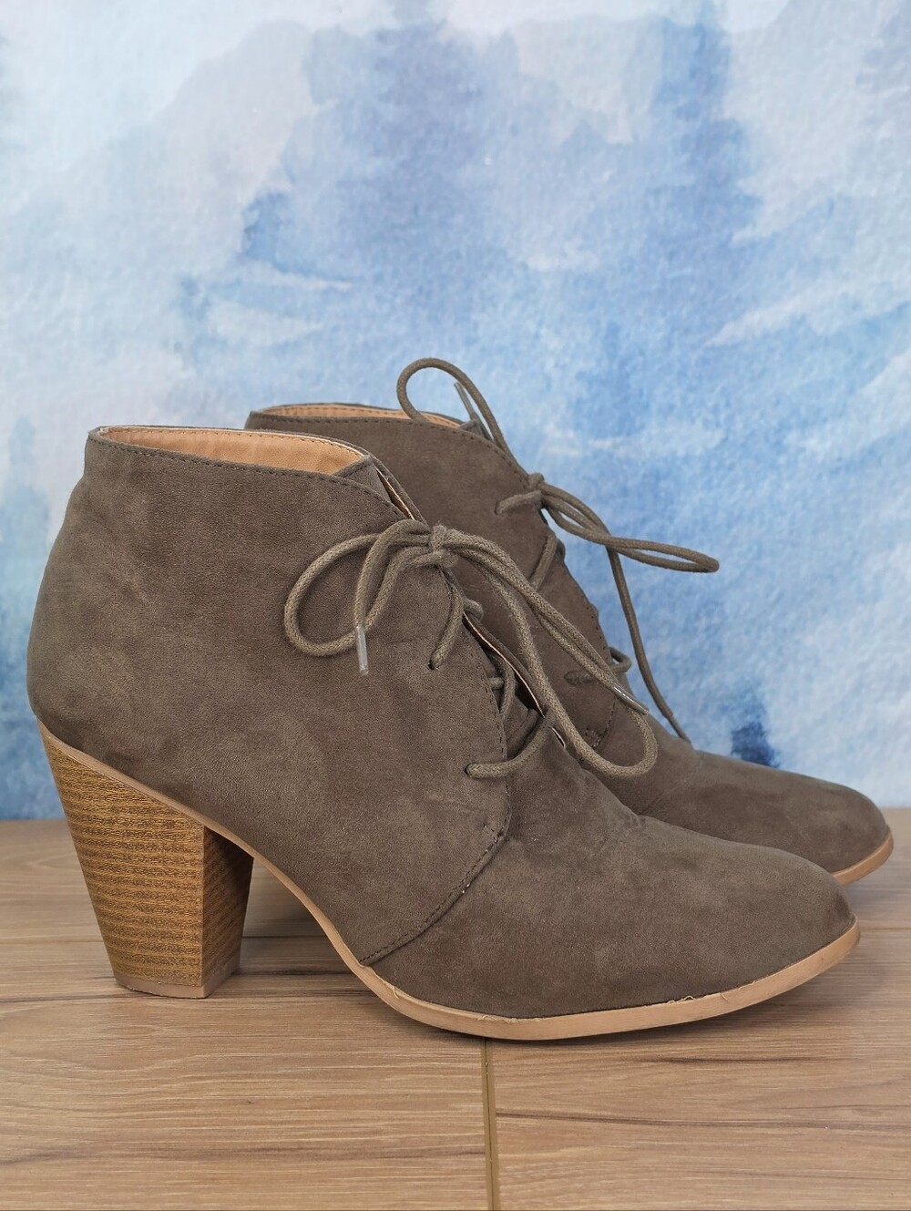 Maurices Daphne Faux Suede Lace Up Ankle Boot Size 10 Women's